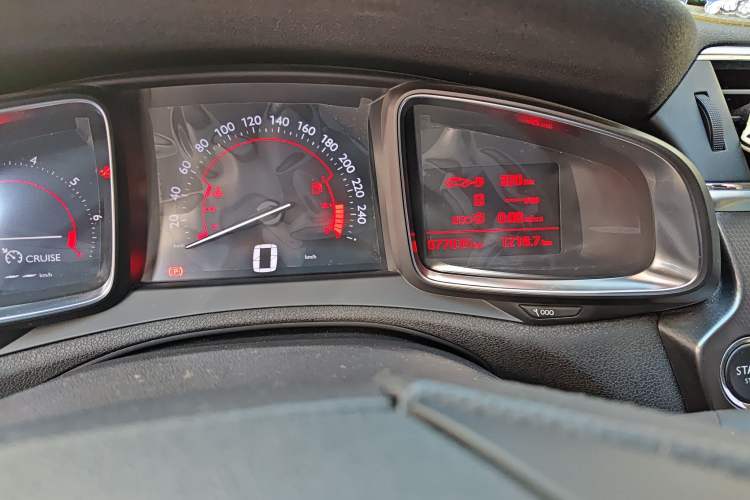 Used DS 6 2016 1.6T Luxury Edition THP160
