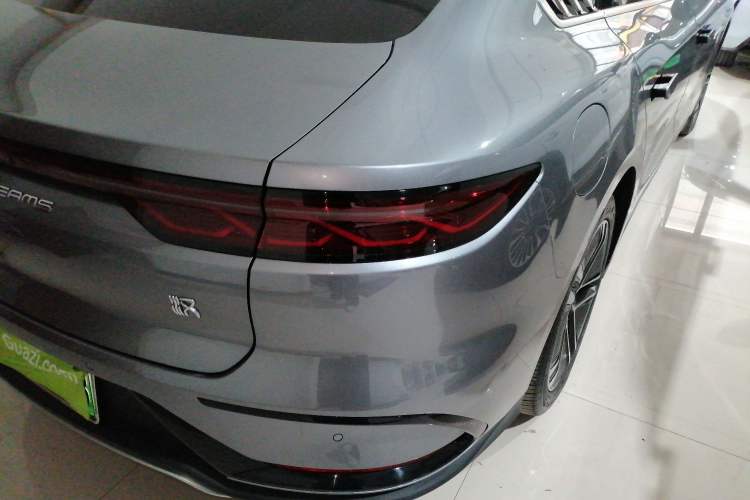 Used BYD Han 2023 EV Champion Edition 605KM Front-Drive Premium Model
