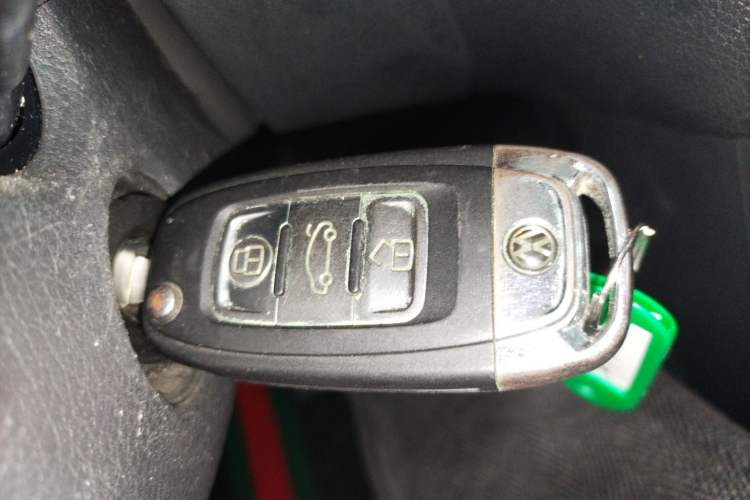 Used Volkswagen Polo 2016 1.6L Automatic Comfort Model