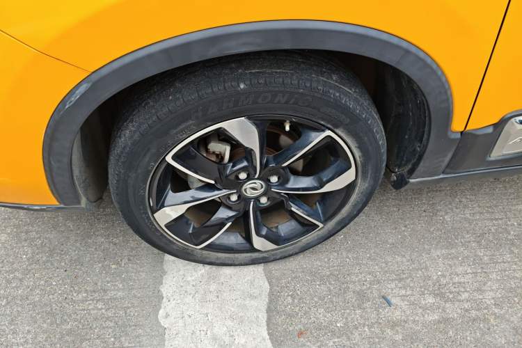 Used Dongfeng Aeolus AX4 2017 1.6L DCT Trendy Style
