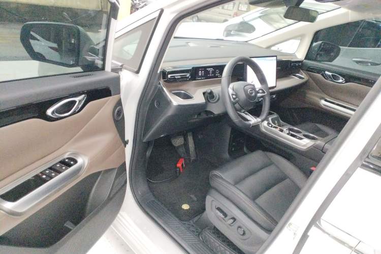 Used GAC Trumpchi E8 2024 Honor Series 2.0L Honor Edition