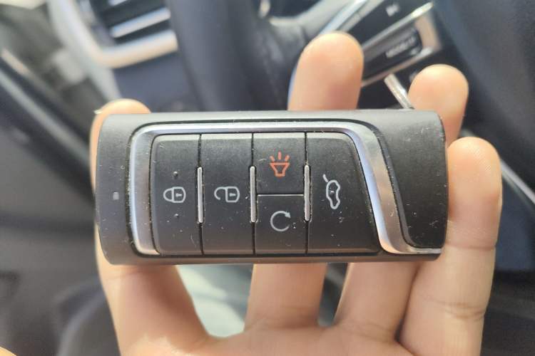 Used GAC Trumpchi GS5 2019 270T Automatic Luxury Edition Vehicle Key