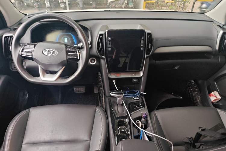 Used Hyundai ix35 2021 2.0L Automatic 2WD GLS Leading Edition Center Console