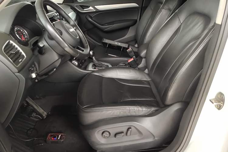 Used Audi Q3 2016 30 TFSI Collector's Edition Comfort Model