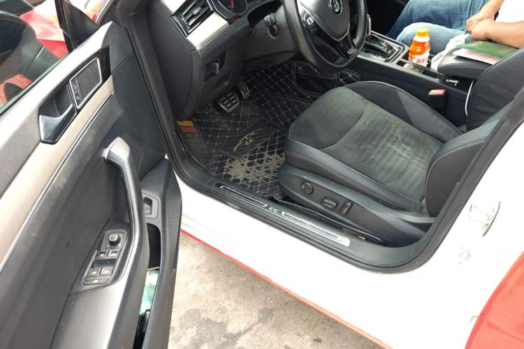 Used Volkswagen FAW-Volkswagen CC 2020 330TSI Huayan Edition China VI Standard