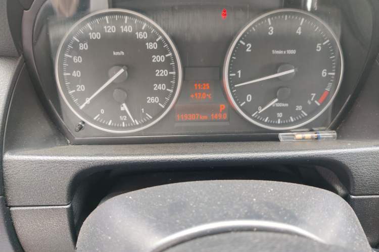 Used BMW X1 2014 sDrive18i Fashion Model Odometer Close Up