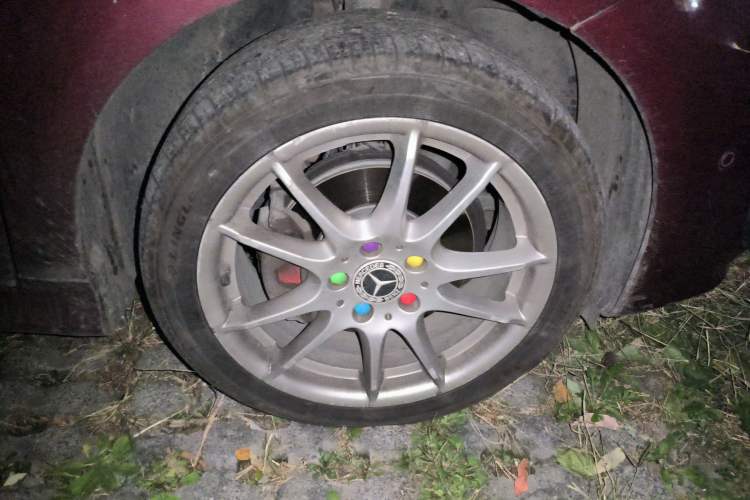 Used Mercedes-Benz B-Class 2009 B 200 Fashion Model Right Front Wheel Hub