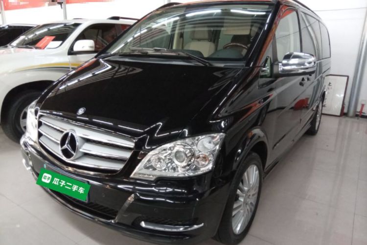 Used Mercedes-Benz Viano 2014 3.5L Premier Edition