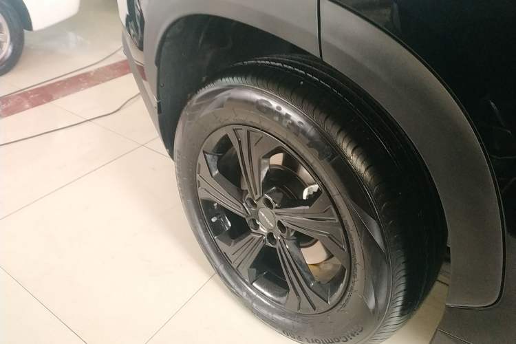 Used JETOUR Dashing 2025 1.5T DCT Beyond Edition Right Rear Wheel Hub