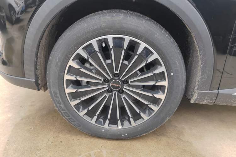 Used EXEED Stellar C-DM 2024 1.5T Long-Range Pro
