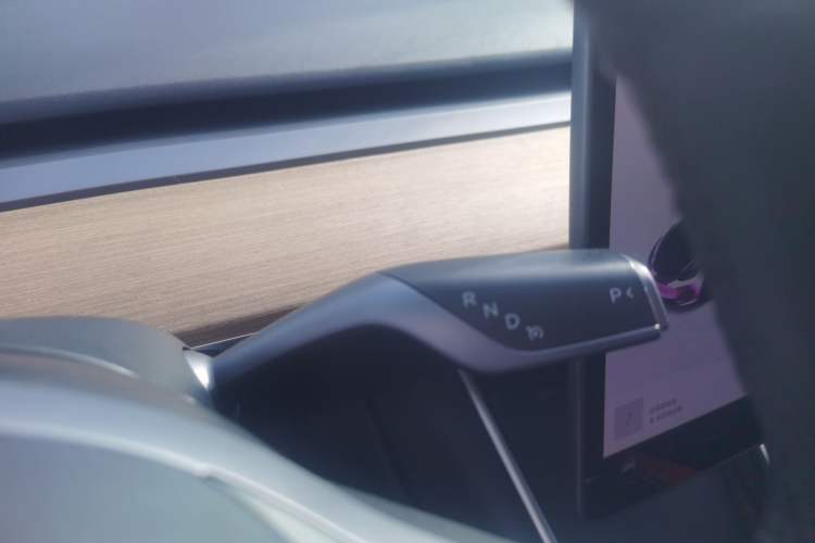 Used Tesla Model 3 2019 Standard Range Rear-Drive Upgraded Version
