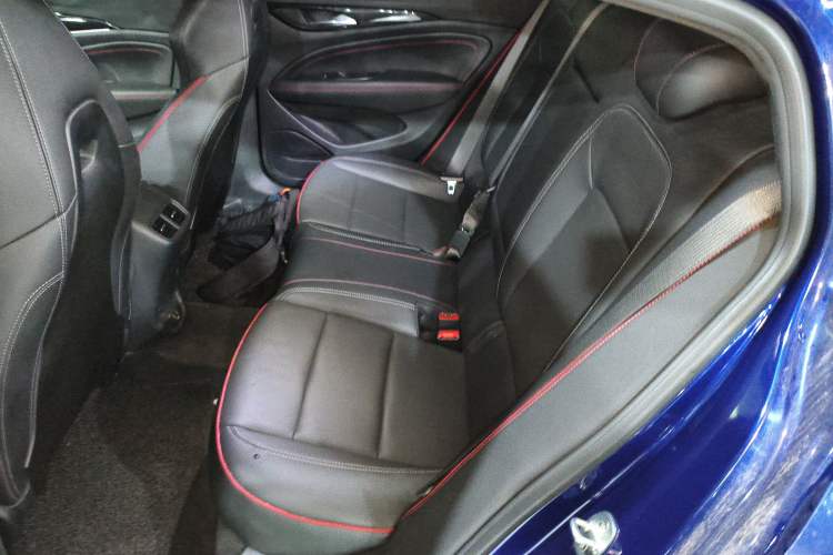 Used Buick Regal 2020 GS 28T Prestige Model