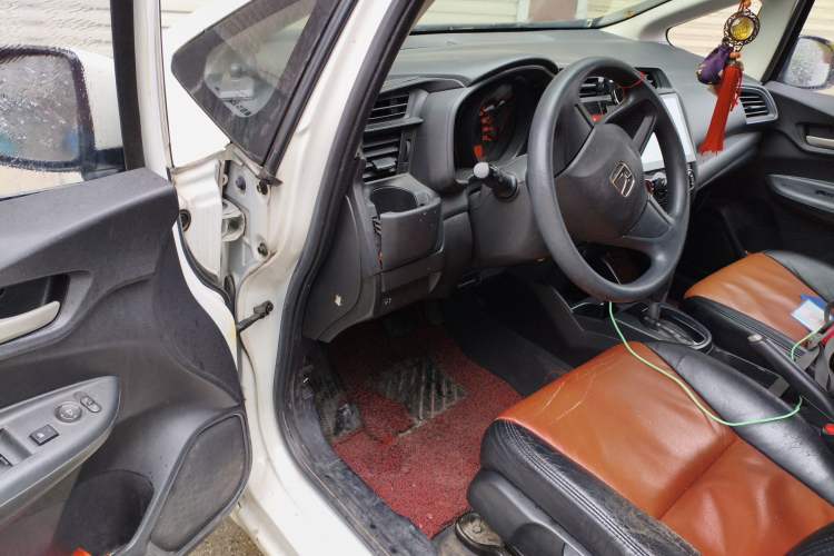 Used Honda Fit 2016 1.5L LX CVT Comfort Model
