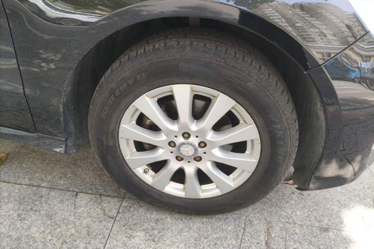 Used Mercedes-Benz R-Class 2010 R 350 L 4MATIC