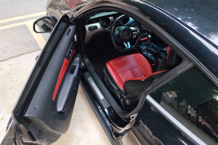 Used Ford Mustang 2017 5.0L GT Performance Edition Driver Seat