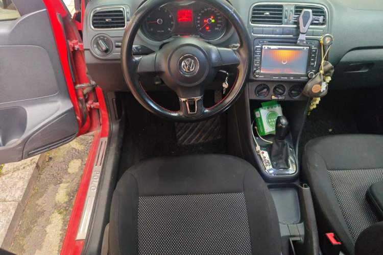 Used Volkswagen Polo 2011 1.4L Automatic ZhiShang Version Steering Wheel