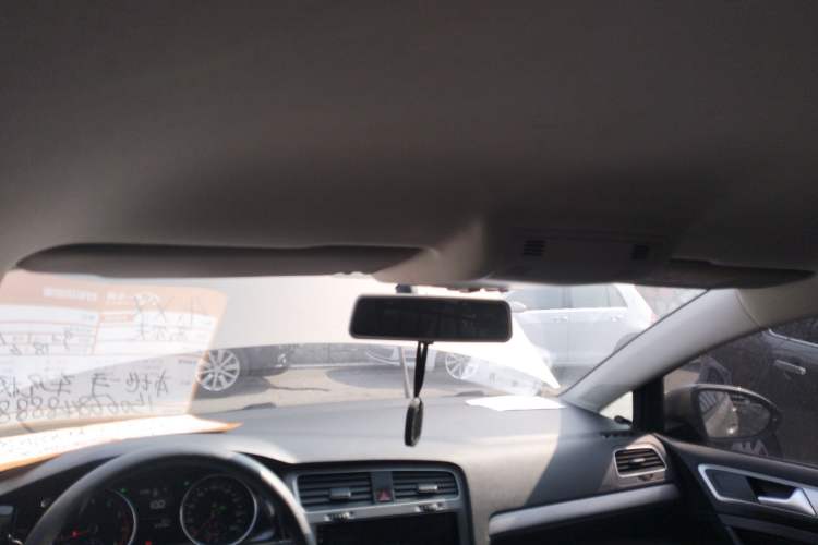 Used Volkswagen Golf 2018 1.6L Automatic Fashion Model