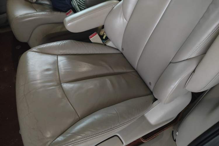 Used Buick GL8 2014 2.4L LT Luxury Business Executive Edition
