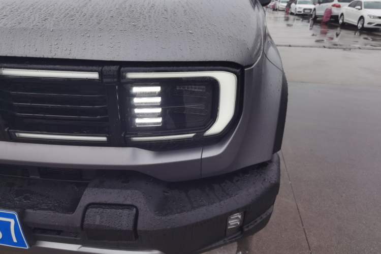 Used BAIC Off-Road BJ40 2024 2.0T All-New Ring of the Taklamakan Champion Edition Left Front Headlight
