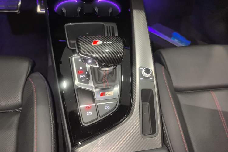 Used Audi A4L 2022 40 TFSI quattro RS Performance Package