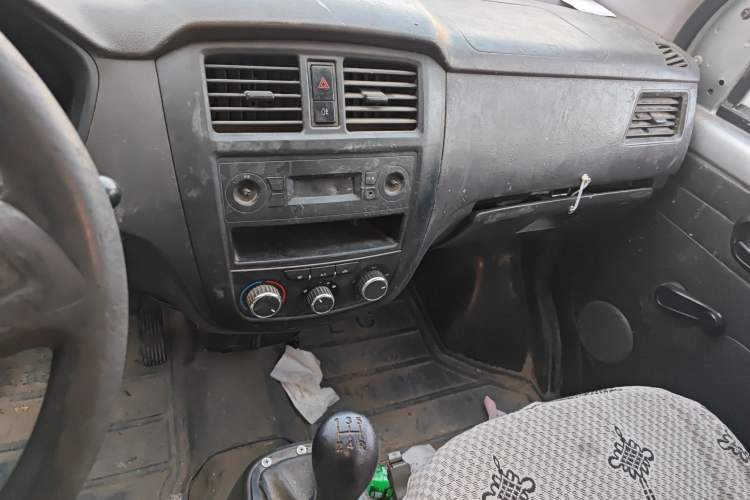 Used Wuling Rongguang 2015 1.2L S Base Model CNG