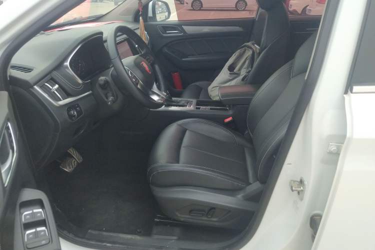 Used Roewe RX5 2016 20T Two-Wheel Drive Automatic Internet Smart Edition