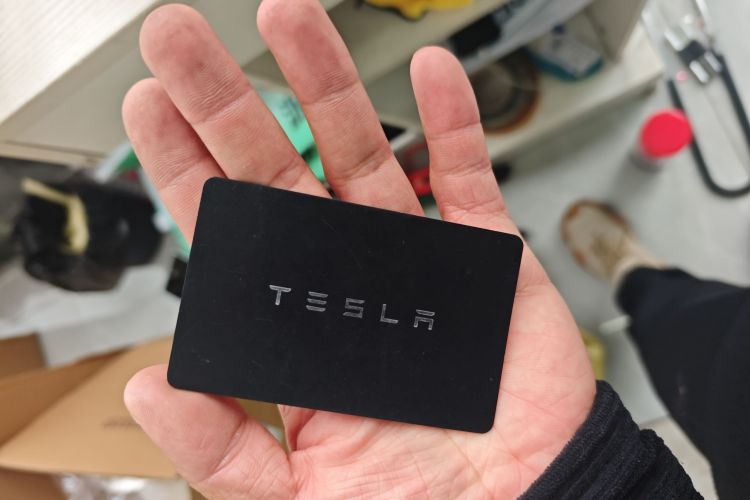 Used Tesla Model Y 2023 Long-Range All-Wheel-Drive Version
