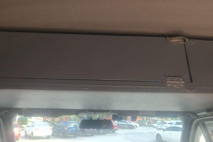 Used JMC Transit 2019 2.8T Commercial Version Short Wheelbase Mid-Roof 6-Seater China VI JX493