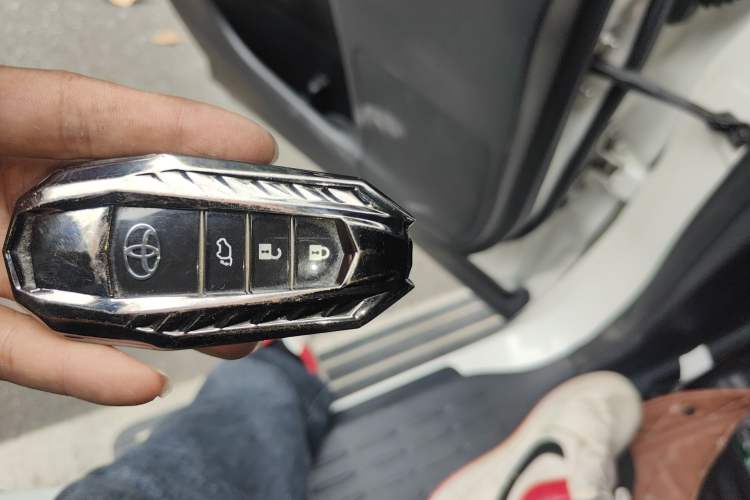 Used Toyota Highlander 2018 2.0T Four-Wheel Drive Ultimate Edition 7-Seater Emission Standard China V
