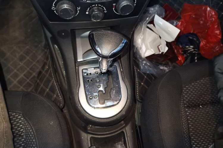 Used Citroen C-Quatre 2011 Sedan 2.0L Automatic RuiShang Model Gear Lever
