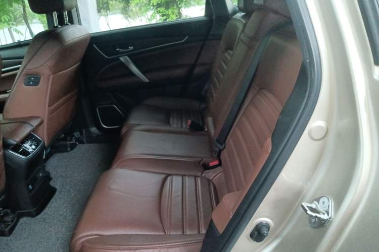 Used Honda UR-V 2017 370TURBO Four-Wheel Drive Prestige Edition China V Left Rear Seat