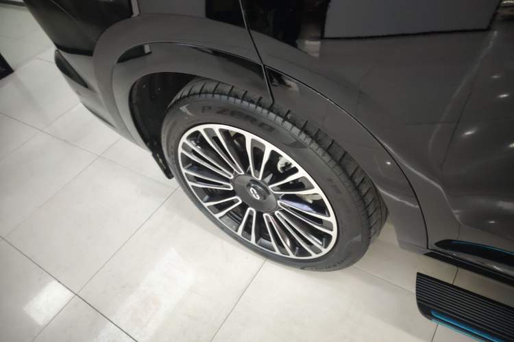 Used Hima AITO M7 2024 1.5T Intelligent Driving Rear-Drive Ultra Version 6 Seats Right Rear Wheel Hub