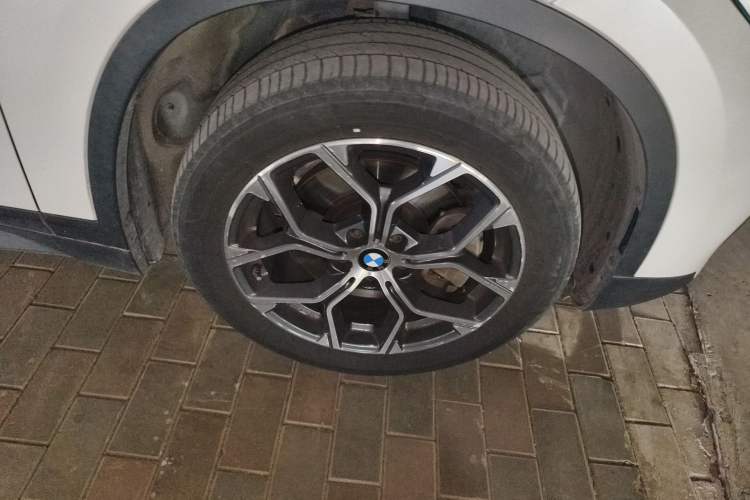 Used BMW X1 2021 sDrive25Li Leading Model Right Front Wheel Hub