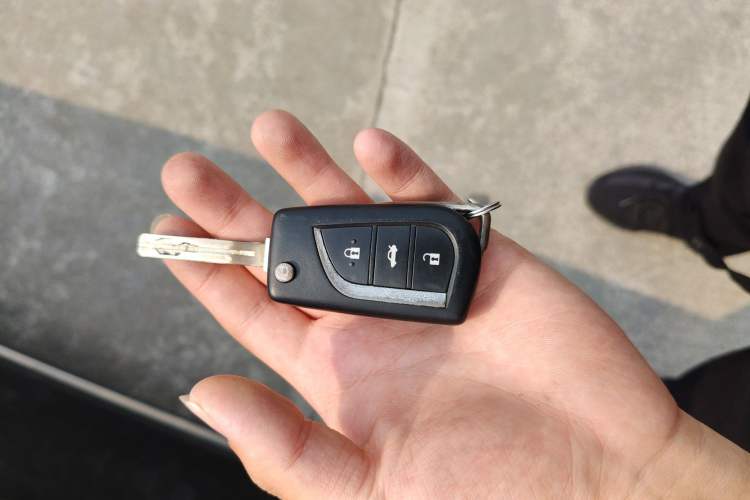 Used Toyota Reiz 2013 2.5V Shangrui Edition Vehicle Key
