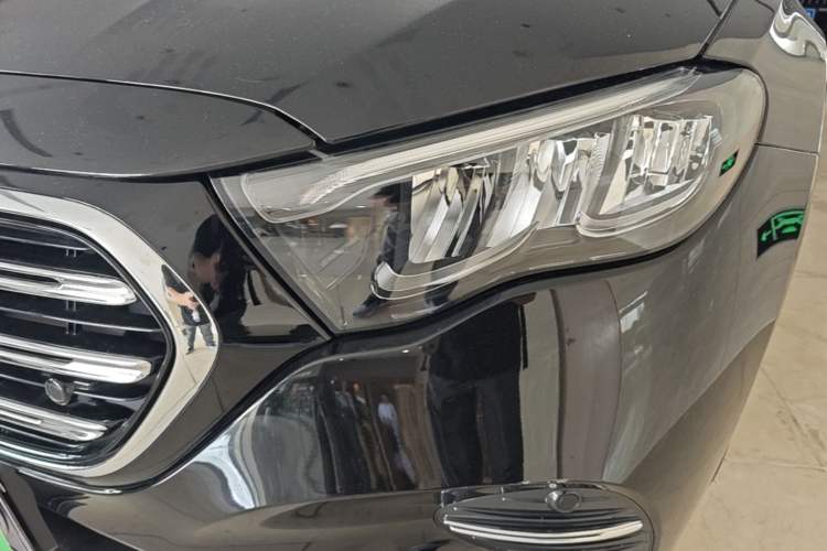 Used Mercedes-Benz E-Class 2025 E 300 L Stylish Model
