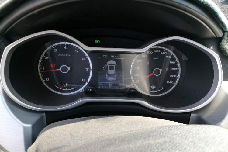 Used Geely Auto Emgrand X7 Sport 2016 2.0L Manual ZhiShang Version