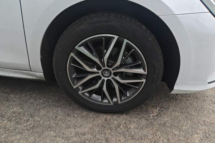 Used BYD Qin PLUS 2021 DM-i 120KM Prestige Model