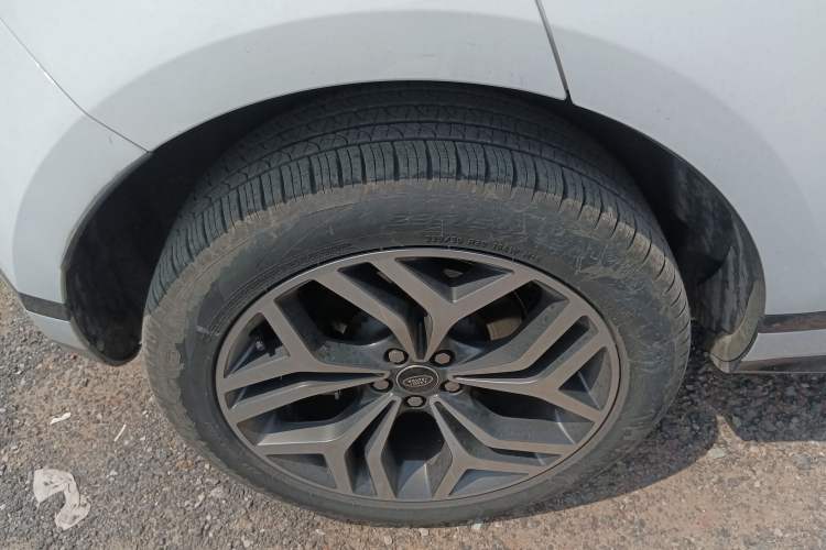 Used Land Rover Range Evoque 2022 Aurora L 249 PS R-Dynamic Luxury Edition Exterior 8