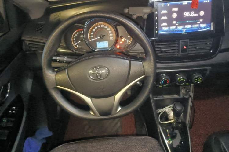 Used Toyota YARiS L Zhi Xuan 2020 X-Trail X 1.5L CVT Luxury Edition Steering Wheel