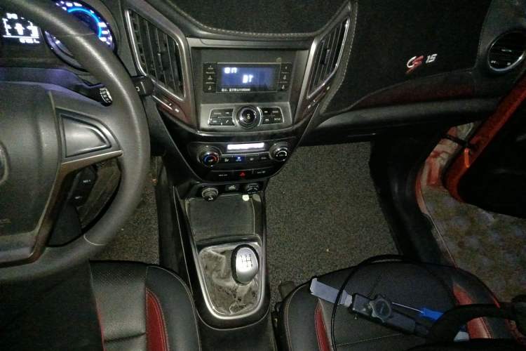 Used Changan CS15 2016 1.5L Manual Fashion Edition
