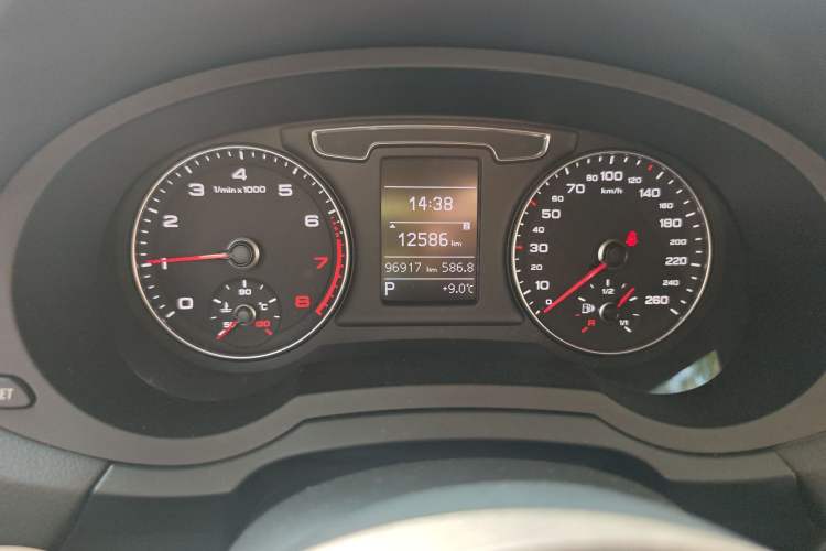 Used Audi Q3 2016 40 TFSI quattro all-wheel-drive sport model