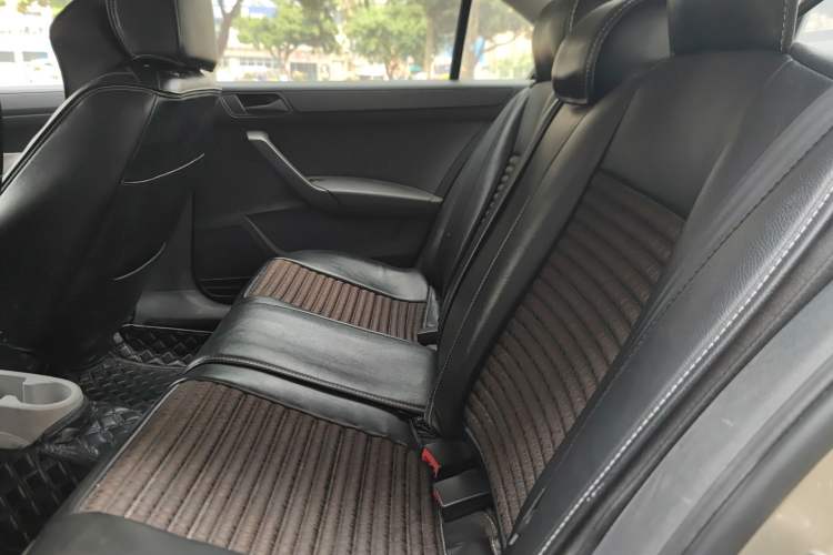 Used Skoda Rapid 2016 1.4L Manual Front-Wheel Drive Model