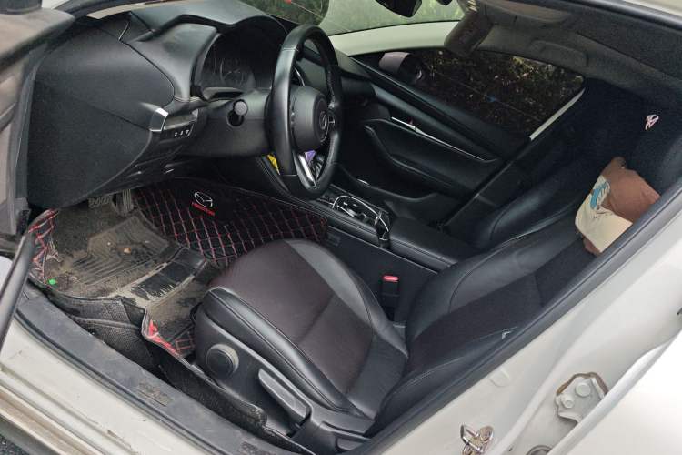 Used Mazda 3 Axela 2020 2.0L Automatic Zhiya Edition
