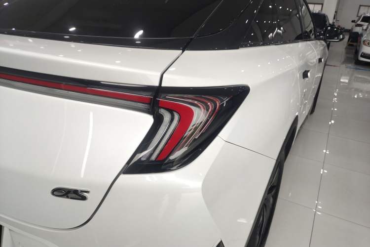 Used ARCFOX Alpha S 2023 735E+ Forest Edition PRO 160kW
