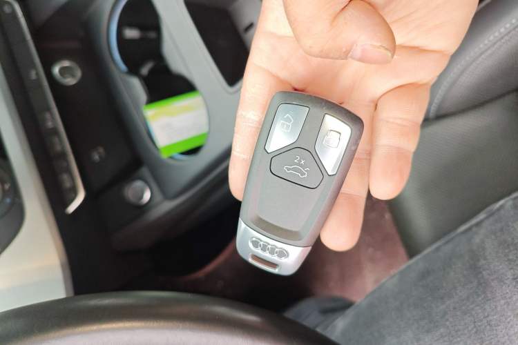 Used Audi A4L 2020 40 TFSI Fashion Dynamic Model Vehicle Key