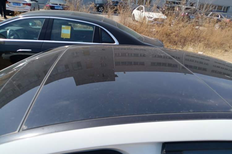 Used Mercedes-Benz C-Class 2024 Facelifted C-Class 260 L Night Edition Sports Version Roof