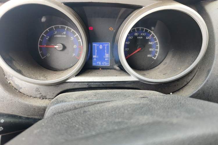 Used CHANGAN KAICHENG Ounuo S 2012 1.3L Base Version Odometer Close Up