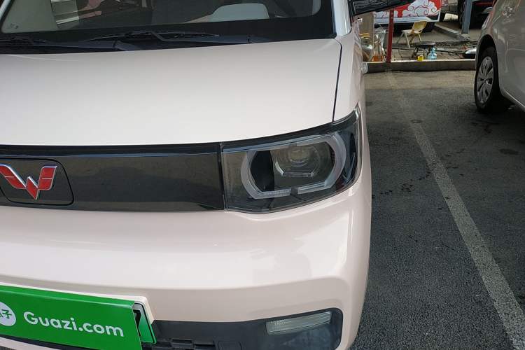 Used Wuling Hongguang MINIEV 2021 Macaron Premium Model – Lithium-NMC Left Front Headlight