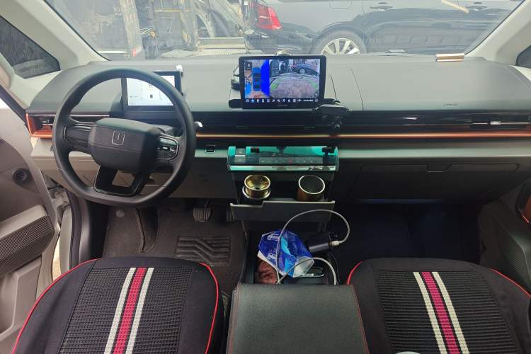 Used Farizon Super VAN 2024 Zhifu Edition Mid-Axle Mid-Roof 68 kWh
