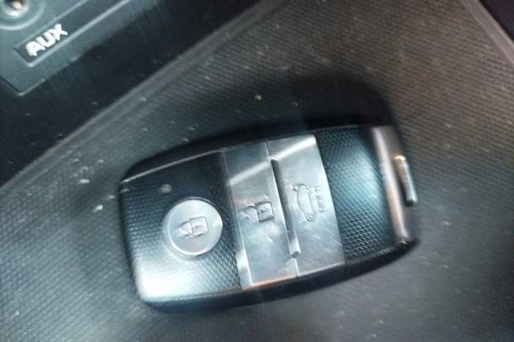 Used Kia K3 2013 1.6L Automatic Premium Vehicle Key